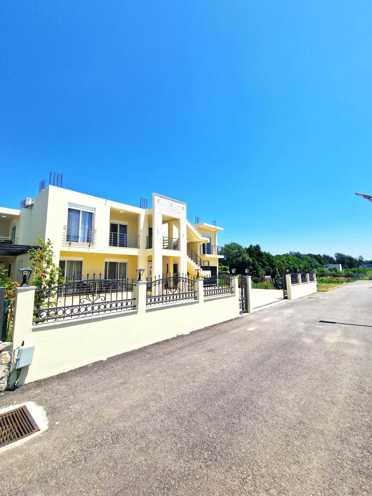 Ivana Apartments Ulcinj Exterior photo